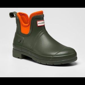 Women’s hunter x target olive green boots 9